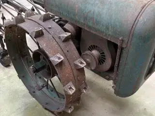 BMB Plowmate 2-hjulstraktor, veterantraktor