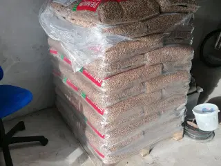Træpiller Biomasa 570 kg. 6 mm.