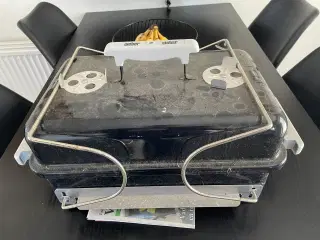 2 stk Weber grill sælges 