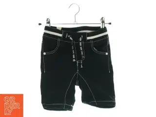 Shorts fra Rebus (str. 98)