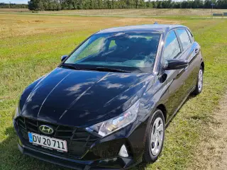 Hyundai I20, sort, årgang 06/2023, 29.000 km