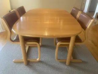Spisebord 