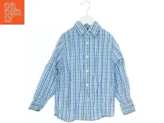 Skjorte i ternet mønster fra Next (str. 116)