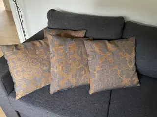 Fire sofapuder med monteringspuder