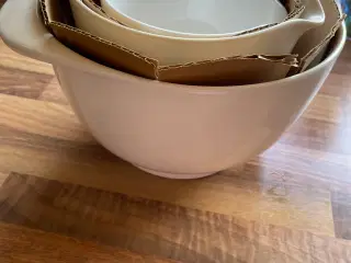 Margrethe skåle i porcelæn 