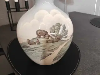 B og G vase