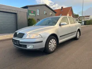 Skoda oktavia 1.6.benzin
