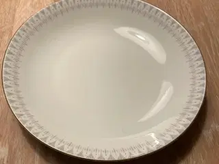 Kongeaa Eschenbach. Stel med guldkant 