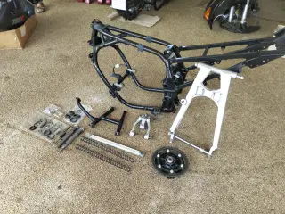 Stel for og bag til Kawasaki GPX 750R    ( se % )