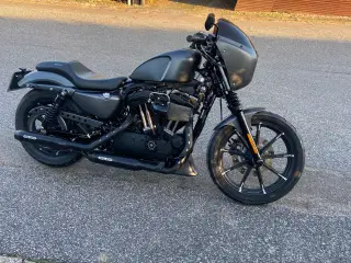 HARLEY DAVIDSON XL 1200N Nightster