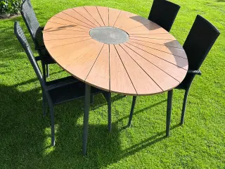 Havebord incl. 4 stole