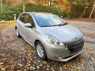 Peugeot 208 1,2 VTi Allure