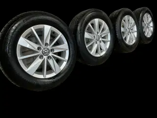 15 VW Golf 195/65r15 Ref.C0 sommer