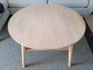 Sofabord i egetræ