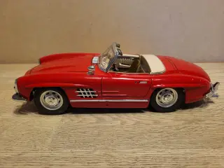 Modelbil. Mercedes-Benz 300SL Cabriolet (1957) Ska