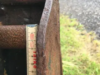Lerskovl/drænskovl til Ford 550 