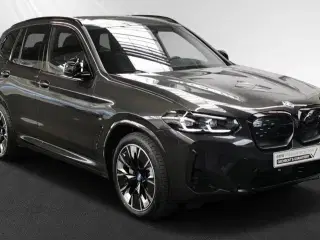 BMW iX3  Charged Plus M-Sport