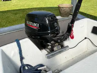Fladbundet båd