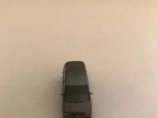 Modelbil