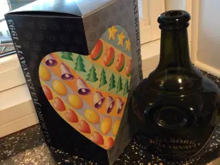 100års akvavit flaske
