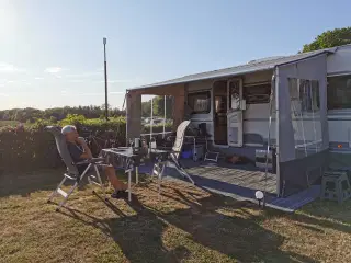 Fiamma posemarkise 4,20 med 2 sider og front