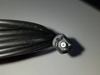 Fiber optic kabler 