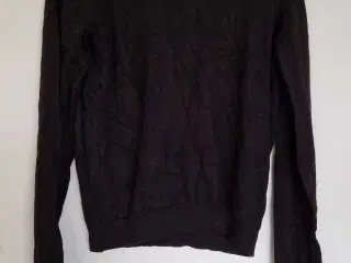 Sort trøje med turtleneck 