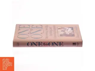 One to one : interviewing, selecting, appraising and counseling employees af James G. Goodale (Bog)