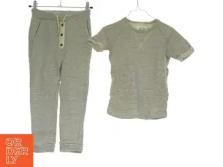 Børnetøjs sæt fra Little pieces (str. 116 cm)