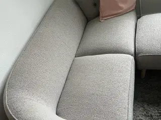 Sofa og sofa puf fra Daells bolighus
