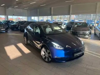 Tesla Model Y  Long Range AWD