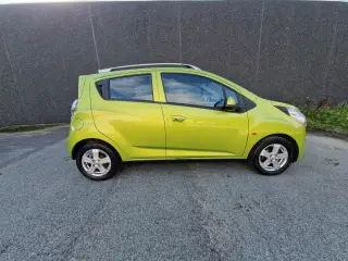 Chevrolet Spark 1,0 LT