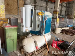 Skruekompressor Reno F.F Monsun Air-E med lufttørreanlæg