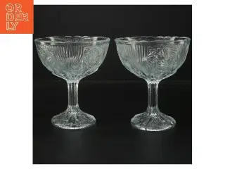 Vintage glas skåle på fod (str. 2 stk Ø 13 cm højde 15 cm)
