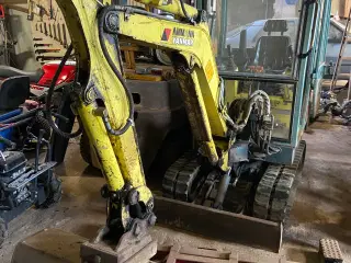 Yanmar B14 minigraver
