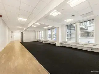 Effektivt kontor til leje i Spinderiet i Valby