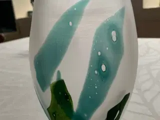 Glasvase i mundblæst glas, Sæby Glaspusteri 