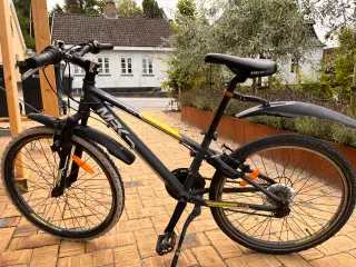 Velholdt drengecykel/ mountainbike fra MBK 24”