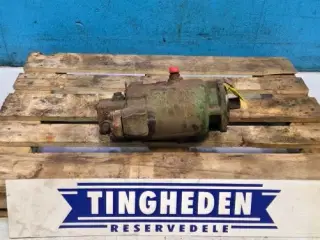 John Deere 9780 Hydraulikmotor AH131390