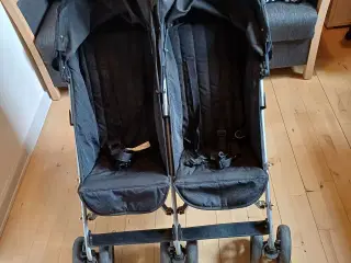 Tvillingeklapvogn i god stand.