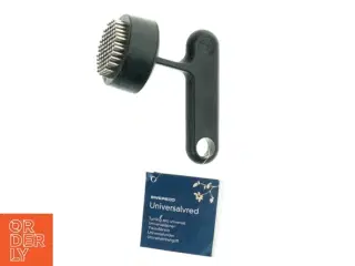Ny Flaske- og dåseåbner Universal drejehjælp fra Swerco (str. 10 cm)