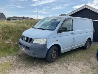VW transporter t5, kort model sælges