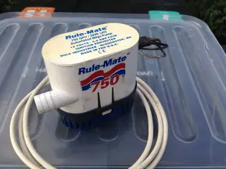 Lænsepumpe, Rule-Mate 750, 12 volt.
