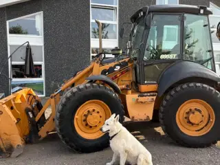 Case 695 ST VOLVO SKIFTE FOR OG MEK HURTIGSKIFT BAG