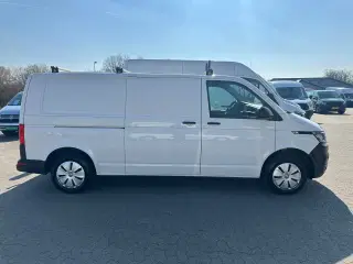 VW Transporter 2,0 TDi 150 Kassevogn lang