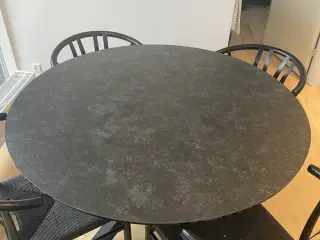 Spisebord, keramisk bordplade