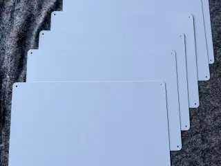 6 hvide Whiteboard/magnettavler m. hjørnehuller