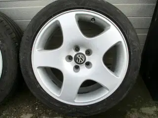 17" VW 5X112 ET35 225/45/17" sommerdæk