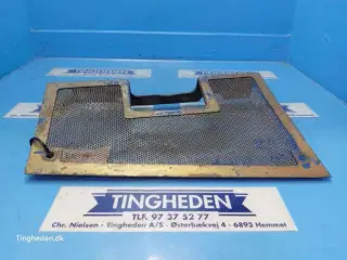 Ford 6700 Grill R.  D5NN10N333C