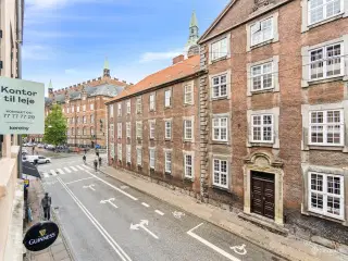 Nyistandsat kontor - FÅ 3 MDR. HUSLEJE FRIHED